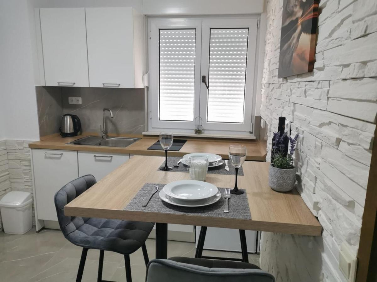 Apartments Marina Trogir Exterior photo